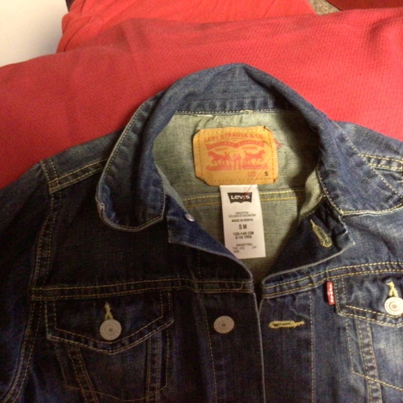 - Childs LEVI’s jacket - Picture 2 of 3